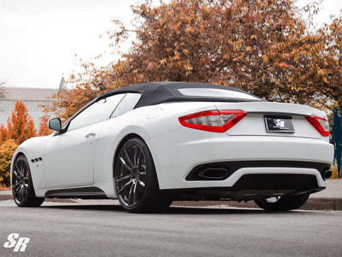 Ů SRĬɯGT MC Stradale