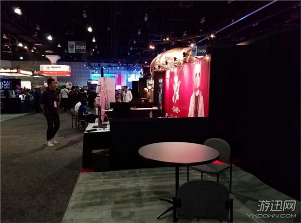 E3 2016:E3最最火爆的VR展臺(tái),還是和成人行業(yè)相關(guān) E3 2016:玩家熱情高漲 E3唯一成人VR展臺(tái)場(chǎng)面火爆