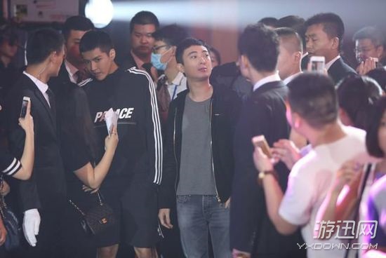 王思聰力挺吳亦凡:沒結(jié)婚無所謂,自己的身體自己做主