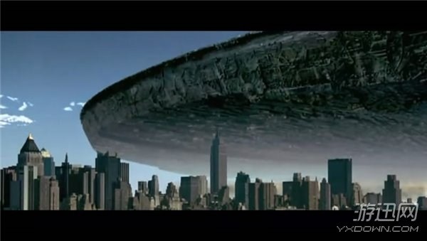迷之巧合?美國(guó)獨(dú)立日現(xiàn)積云神似《獨(dú)立日2》外星人飛船