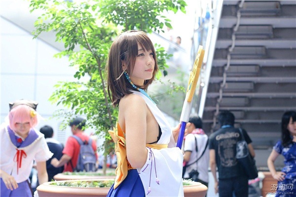 11區(qū)最清純“胸器”曬私照 區(qū)區(qū)布片如何能遮住巨乳?