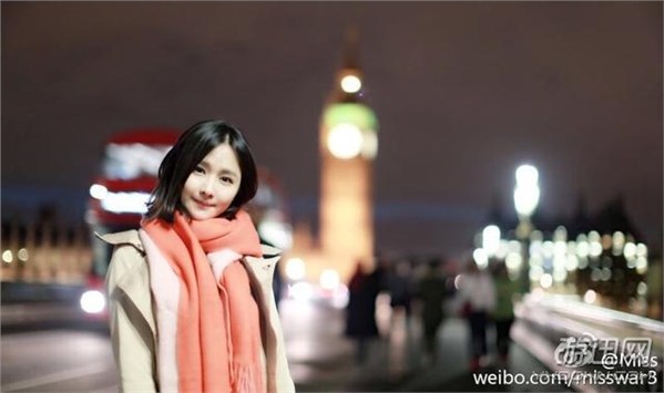 LOL主播Miss曬12年自拍照 網(wǎng)友:4年了該小的地方還是小